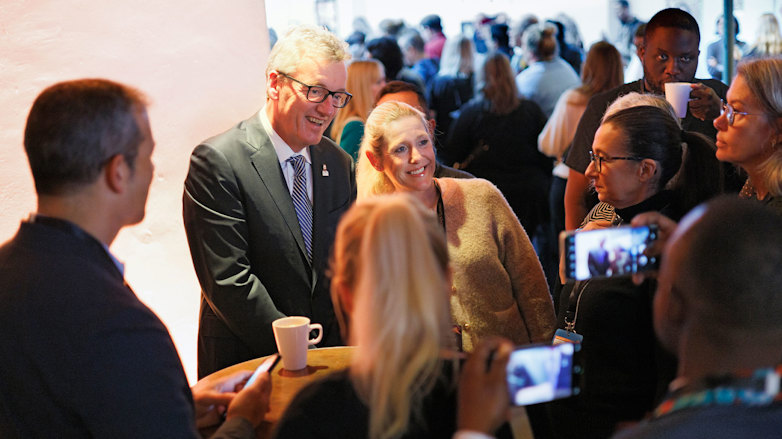 David MacMillan trivdes bland lärarna på konferensen Nobel Prize Teacher Summit i Stockholm.