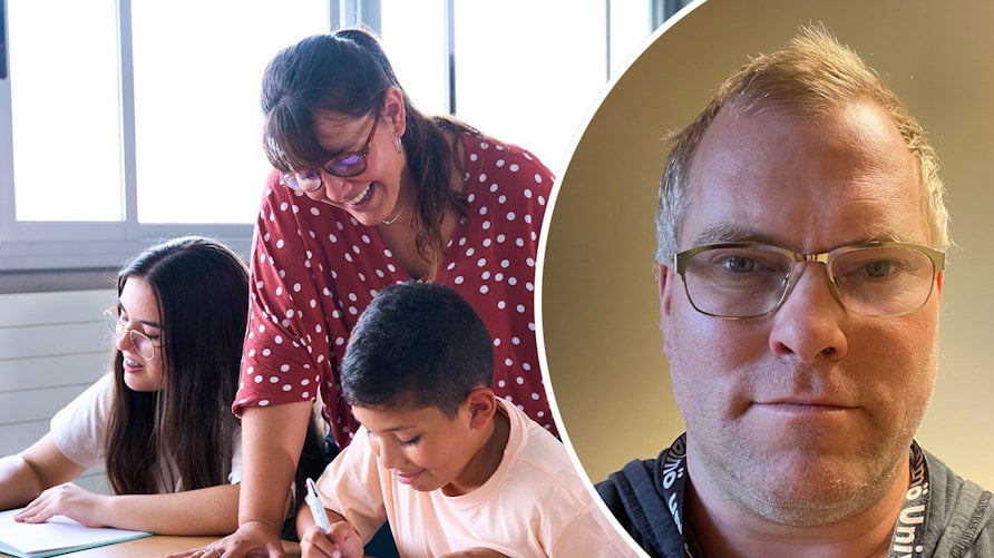 Ett porträtt av Anders Agebjörn och en genrebild av en lärare som undervisar en grupp elever som ser ut att vara i högstadieåldern