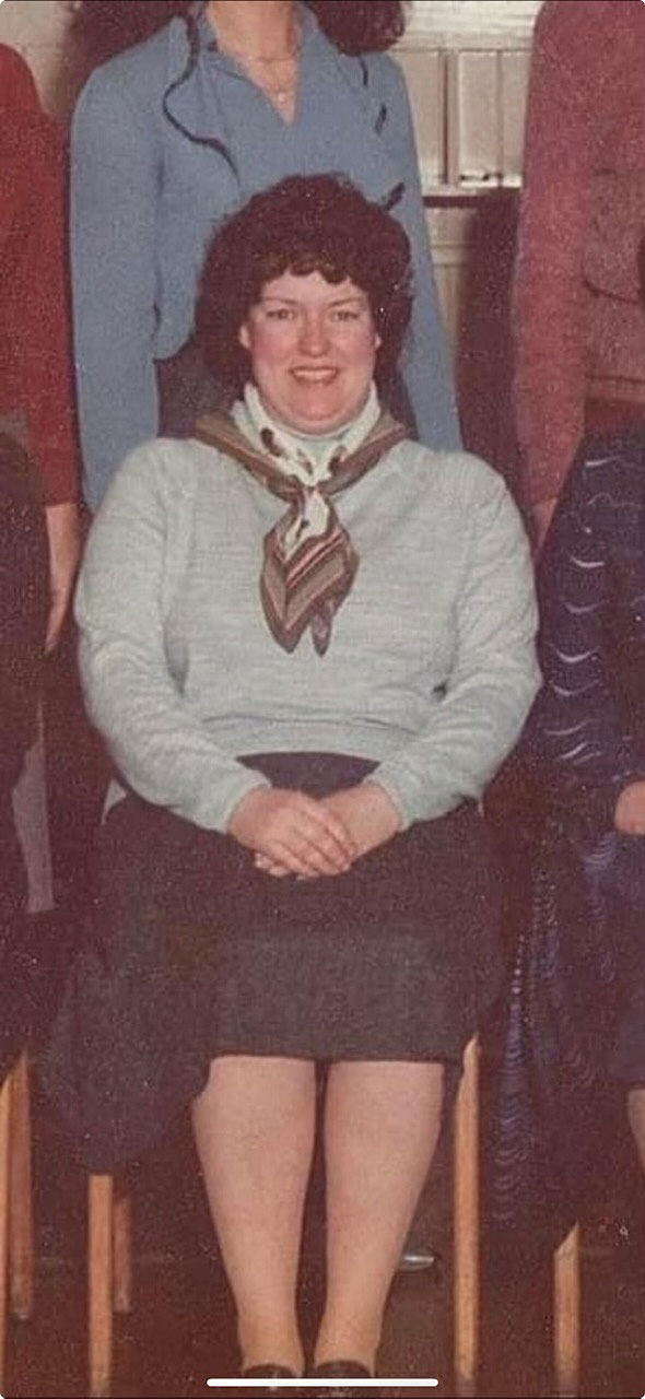 Miss Mckean, nobelpristagaren David MacMillans lärare i primary school, motsvarande låg- och mellanstadiet.