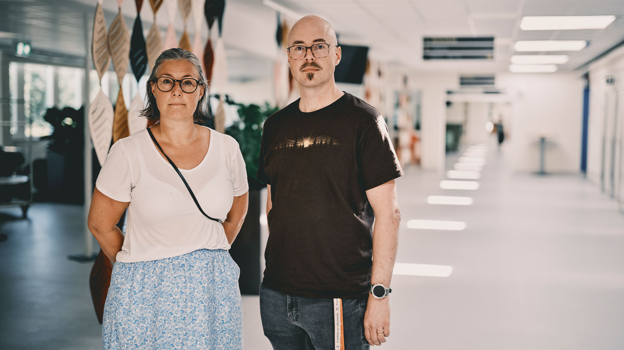Anna Nilsson och Petter Kraftling, ordförande för Sveriges Lärare i Örebro, ser tillbaka på ett traumatiskt halvår sedan skolattacken på Risbergska.
