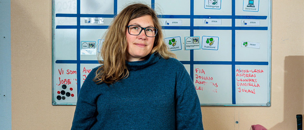 Fritidshemsläraren Daniella Crona arbetar fackligt i Sveriges Lärare för att öka personaltätheten på fritidshemmen i Ale.