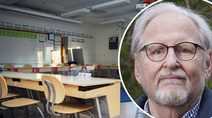 Ett tomt klassrum och en bild på artikelförfattaren Rolf Ekelund