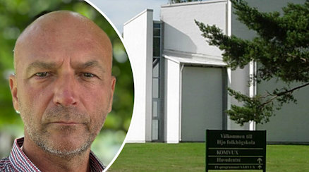 Ett porträtt av Darco Maric och kapellet vid Hjo folkhögskola