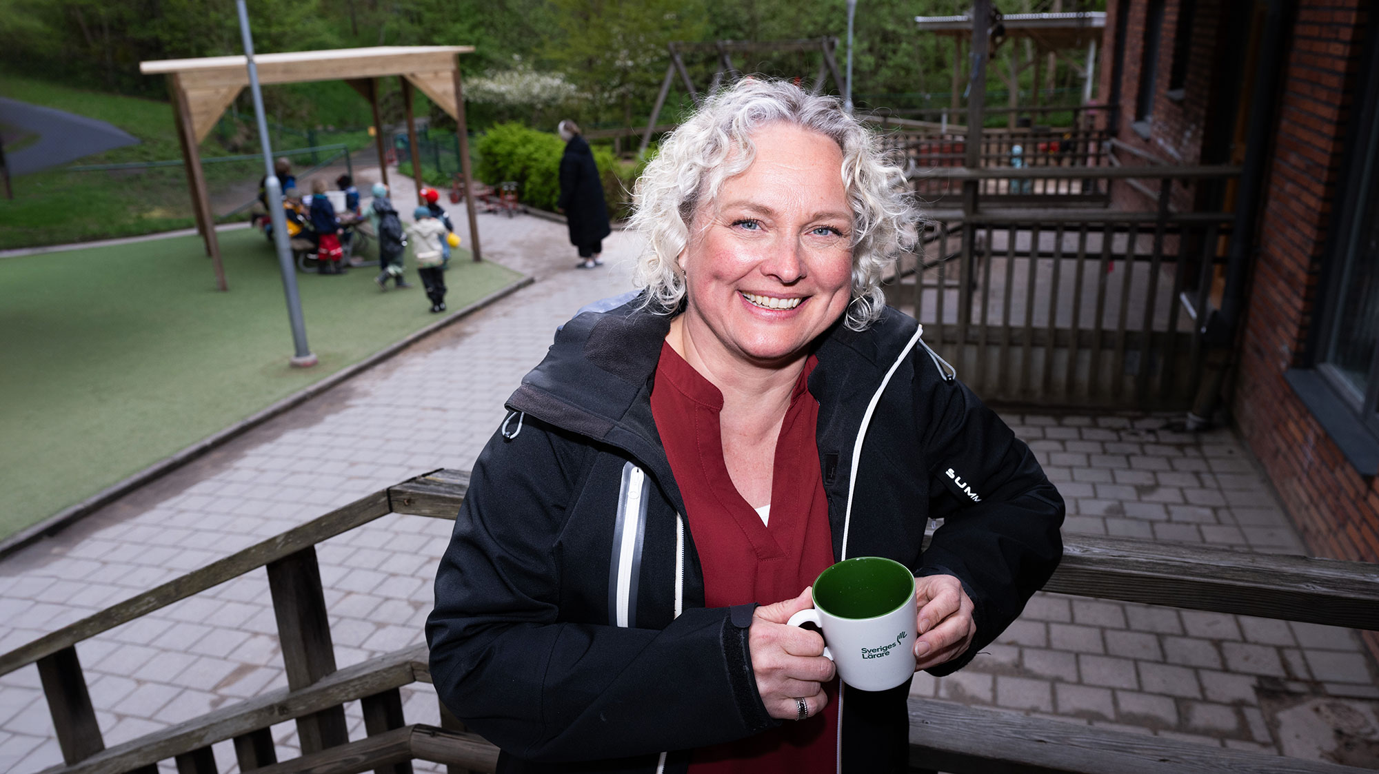 ”Att må bra handlar inte bara om träning och kost, utan också om återhämtning under arbetsdagen”, säger Maria Karlander, huvudskyddsombud för Sveriges Lärare i Partille.