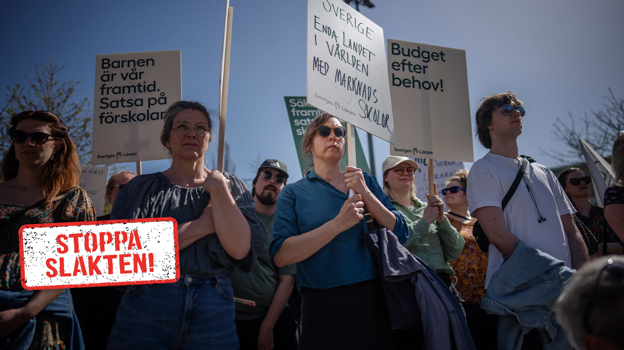 Runt 500 personer slöt upp i Sveriges Lärares manifestation i Stockholm mot nedskärningar
