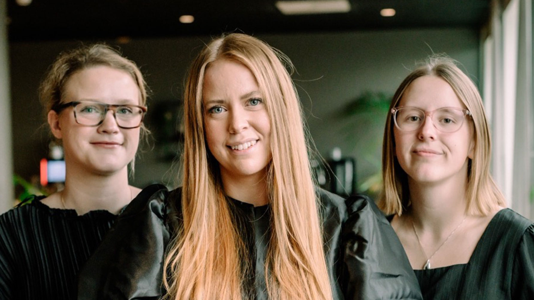 Ett foto av Sveriges Lärarstudenters presidium, från vänster Emma Petersson, Emma Arvidsson, Marie Borglin