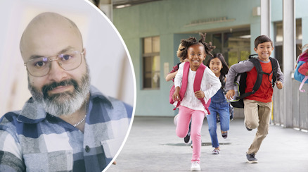 Läraren i fritidshem Tony Jönsson tycker att det är viktigt att skapa en pedagogisk atmosfär i fritidshemmet.